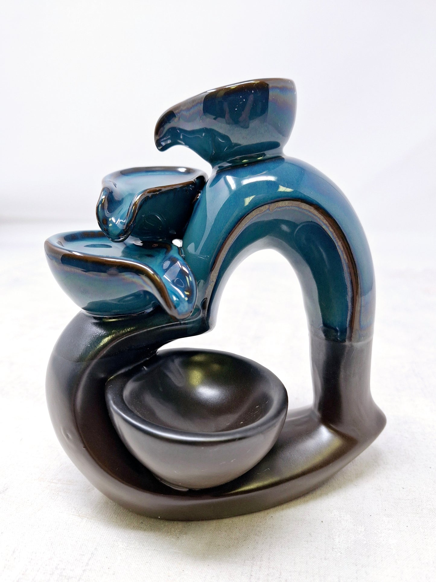 Ceramic Heart Design Waterfall Backflow Cone Burner (5" W x 6" H)