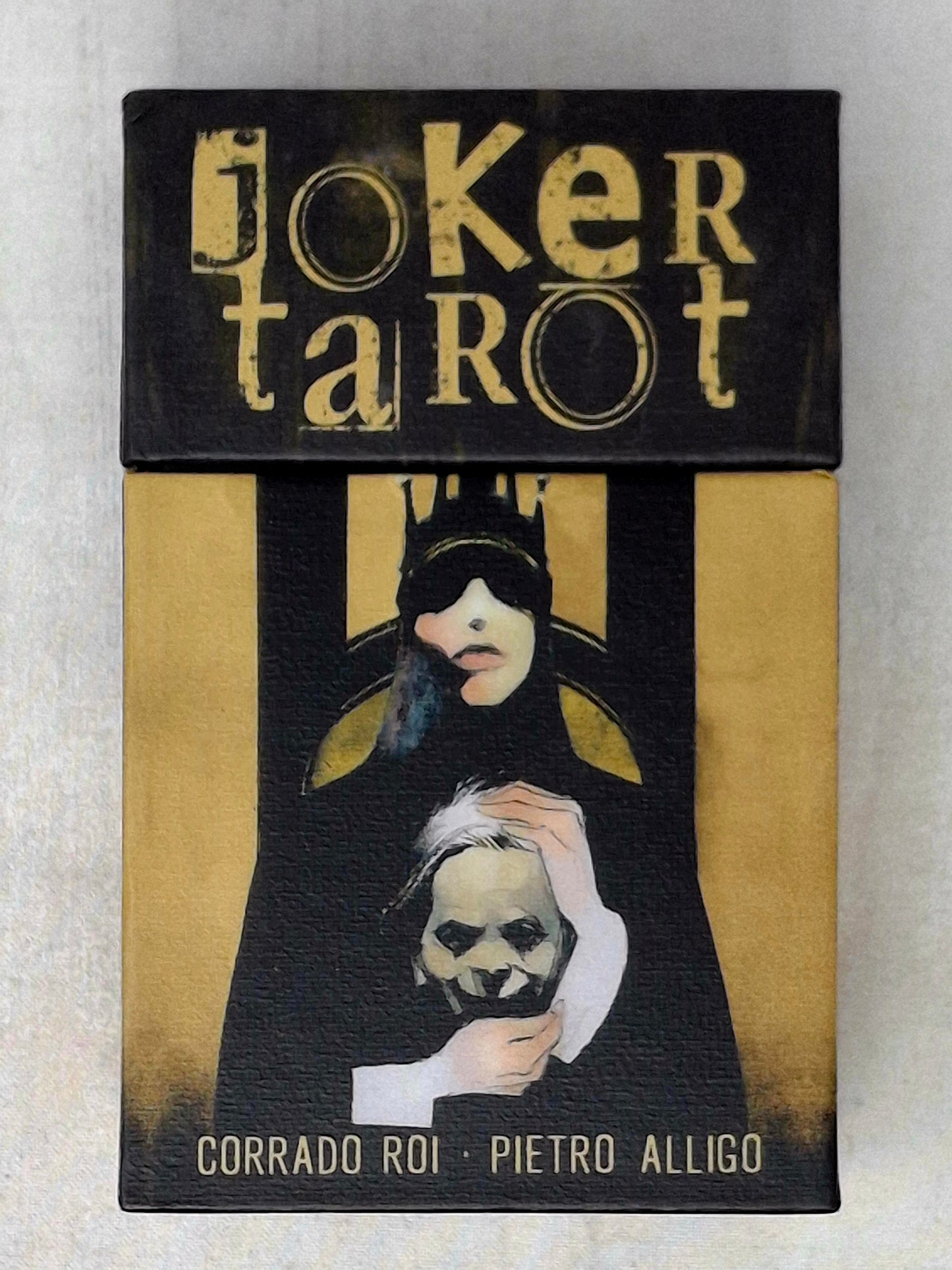 Joker Tarot by Pietro Alligo (Author), Corrado Roi (Artist)