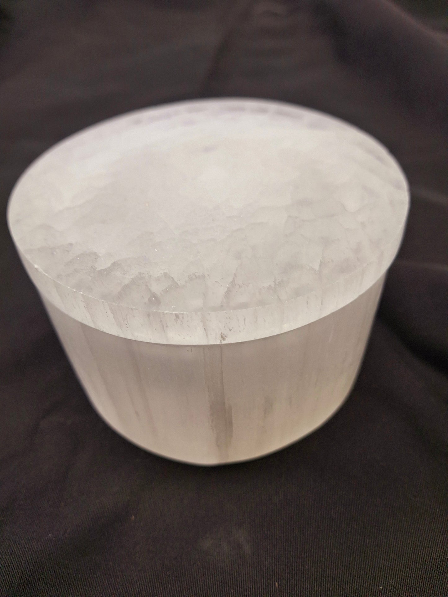 Selenite Charging Jar 4"D x 2"H