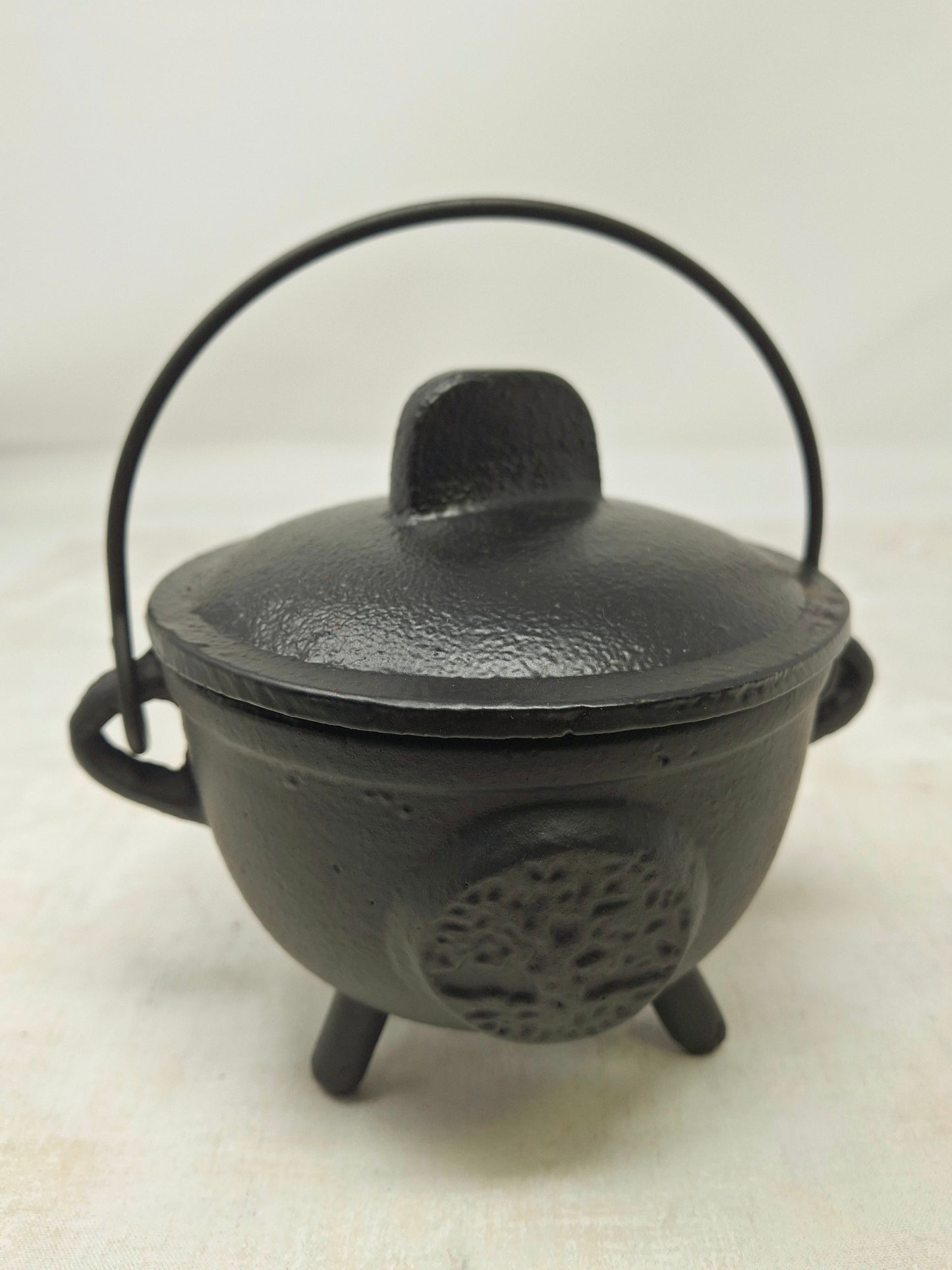 Tree of Life Cast Iron Cauldron with Lid 4.5"D x 4.25"H