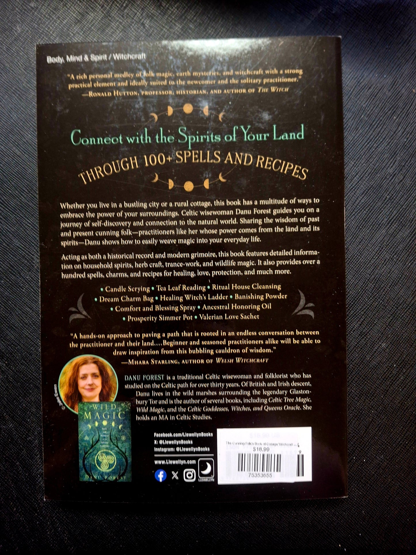 The Cunning Folk's Book of Cottage Witchcraft - by Danu Forest
