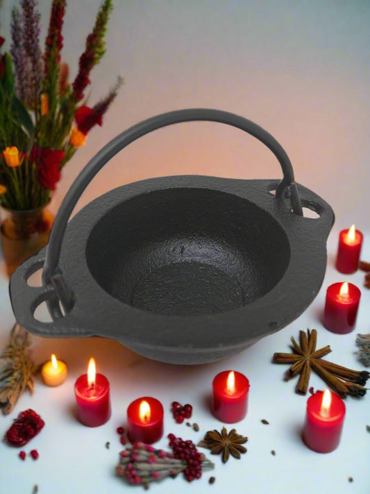 Cast Iron Cauldron 2.5"D