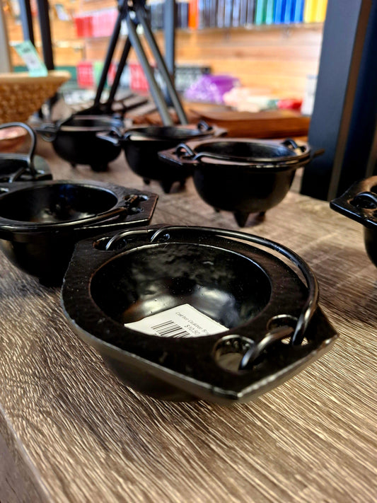 Cast Iron Cauldron Small 3.9x3.1"