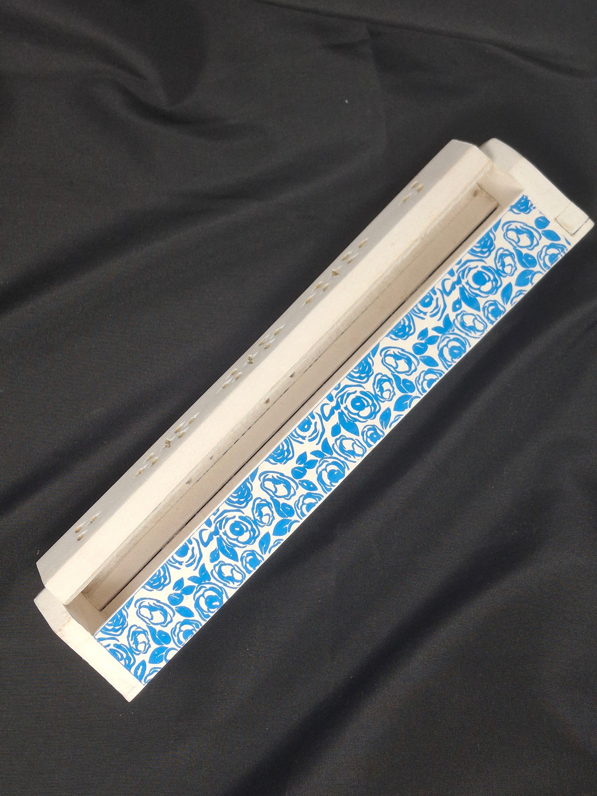 Coffin Box w/Storage (White w/Blue Floral)