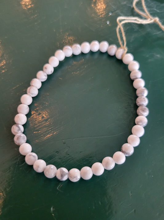 Energy Bead 4mm White Howlite Bracelet