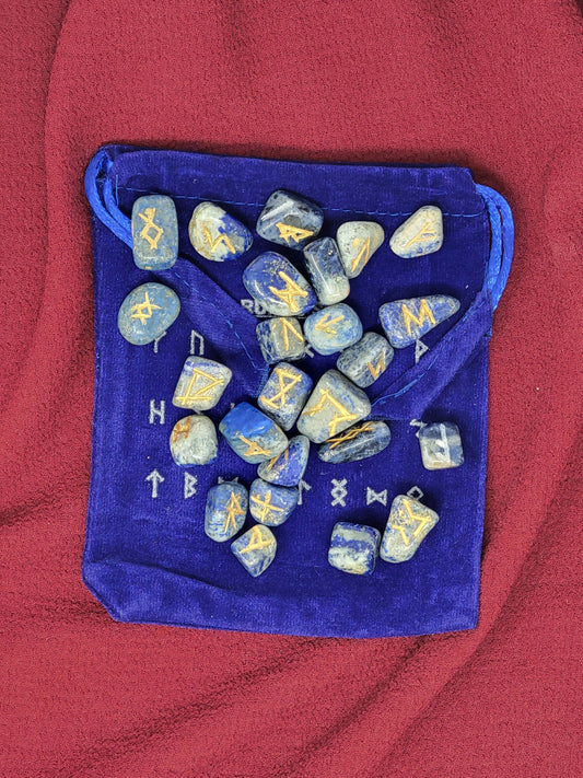 Gemstone Rune Set Lapis