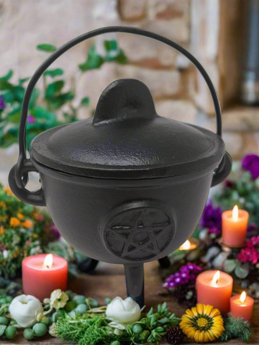 Pentagram Cast Iron Cauldron with Lid (4.25"D x 4.25"H)