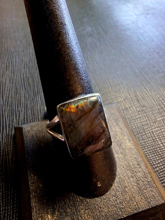 Ring - Purple Labradorite in Silvaria (Size 8)