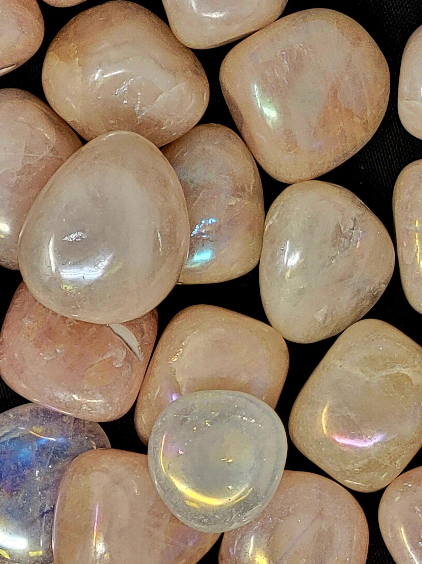 Rose Aura Quartz LG Tumbled