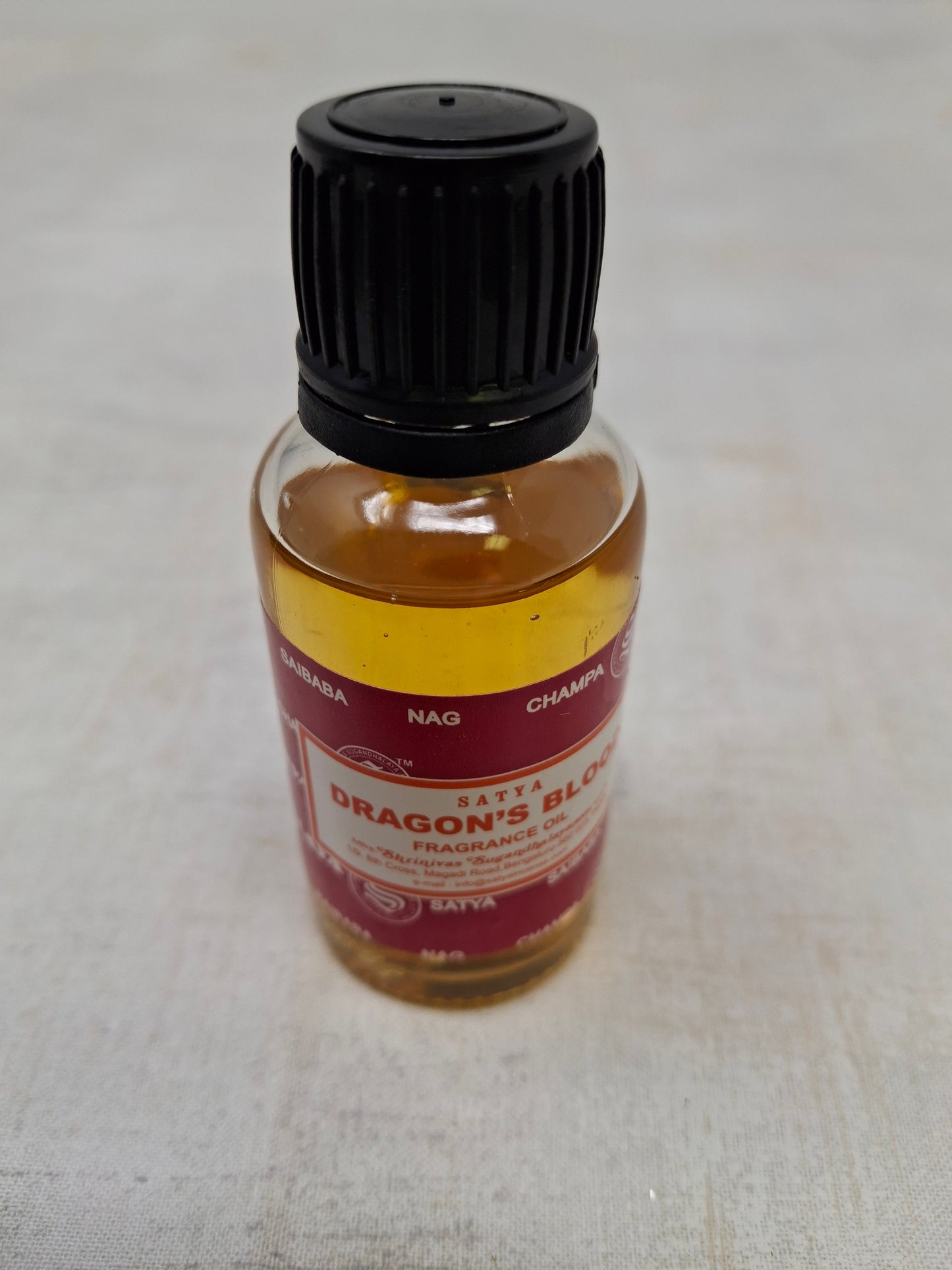 Satya Dragon Blood Fragrance Oil 30ml