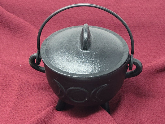 TRIPLE MOON Cast Iron Cauldron with Lid (2.5"D 4.25"H)