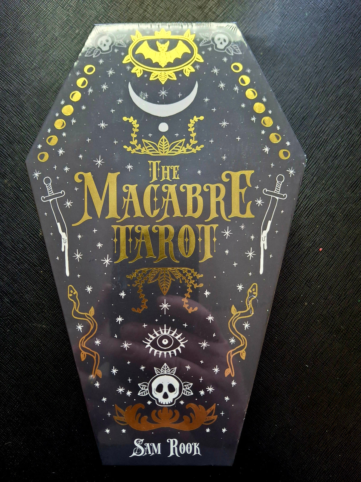 The Macabre Tarot By Sam Rook