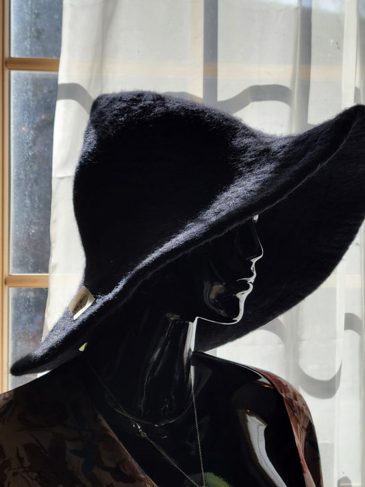 Wool Witch Hat (Black)